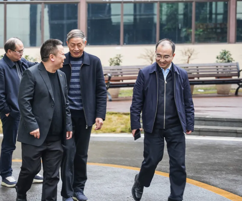 做火锅的必看！一次联合重庆市政府的火锅产业布局福音！